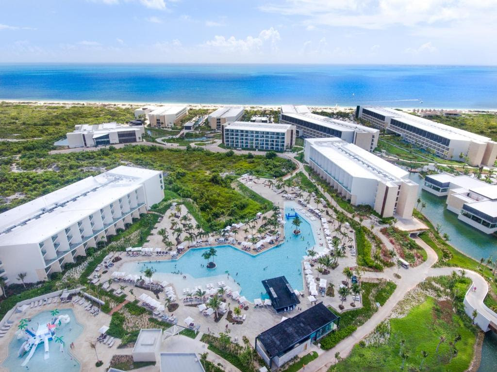 Grand Palladium Costa Mujeres Resort & Spa Grand Palladium Costa Mujeres Resort & Spa